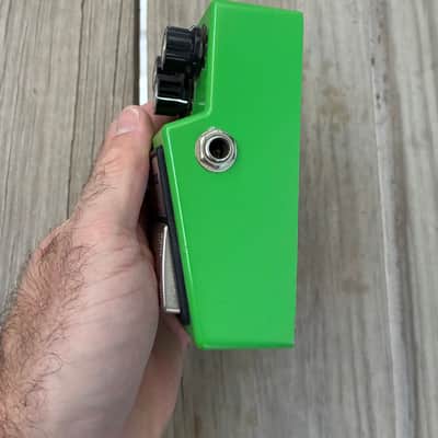 Ibanez TS9 Tube Screamer 2002 - Present - Green vintage style electric guitar tube screamer image 3