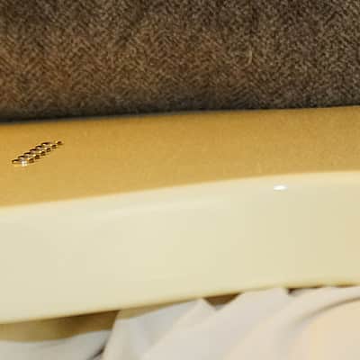 G&L ASAT American Fullerton Classic Standard White w/Maple Fretboard & Case CLF USA image 19