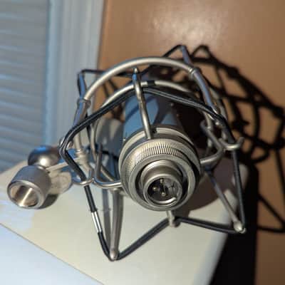 Blue Bluebird Large Diaphragm Cardioid Condenser Microphone 2010s - Blue image 4