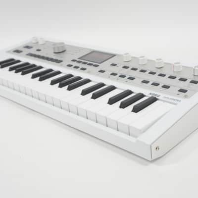 [SALE Ends June 22] KORG microKORG 2 MWH Limited Pearl White Analog Modeling Synthesizer Vocoder w/ mic, 100-240V PSU image 6