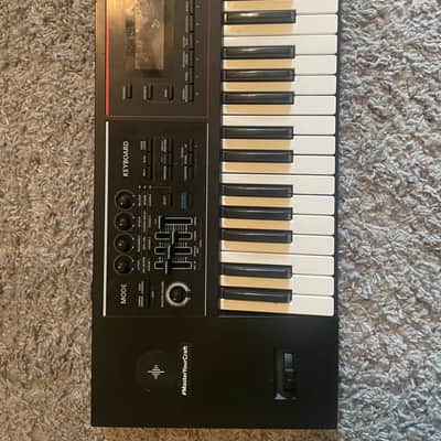 Roland Juno DS61 Synthesizer 2018 - Present - Black image 2
