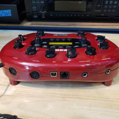 Line 6 POD XT Multi-Effect and Amp Modeler 2002 - 2006 - Red image 4