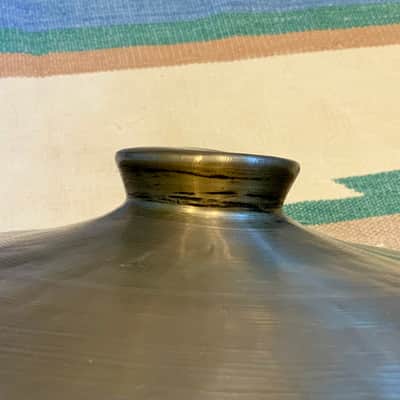 Wuhan Wuhan 22’’vintage hand hammered  pang cymbal …. image 6