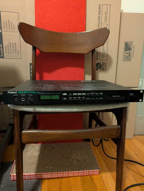 Roland GR-50 Guitar Synthesizer