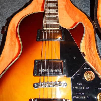 Univox Kay Effector 70's Sears Catalog Les Paul Electric Guitar With Original Hard Case image 3