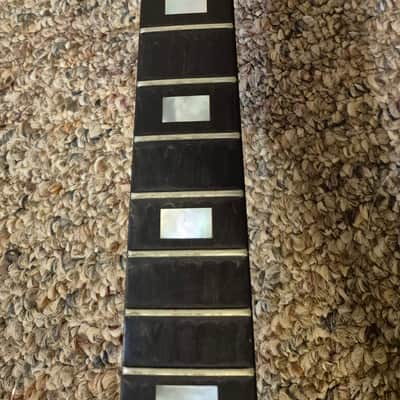 Gibson SG Standard 1972 - 1985 - Walnut * no pickups just guitar and original case image 4