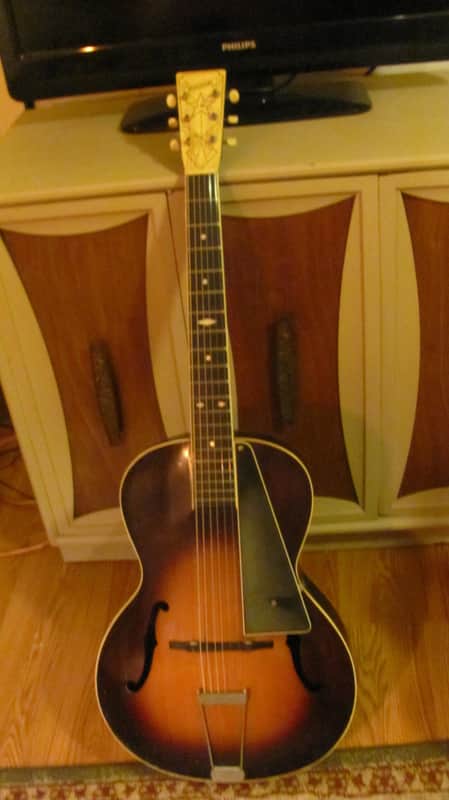 Vega VEGAPHONE 1938 Sunburst image 1