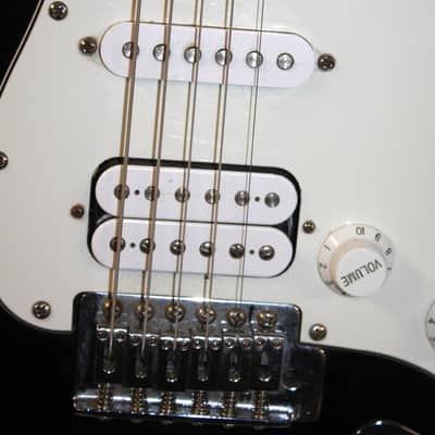 Starcaster Strat By Fender 6 String Electric Guitar With Gig Bag image 3