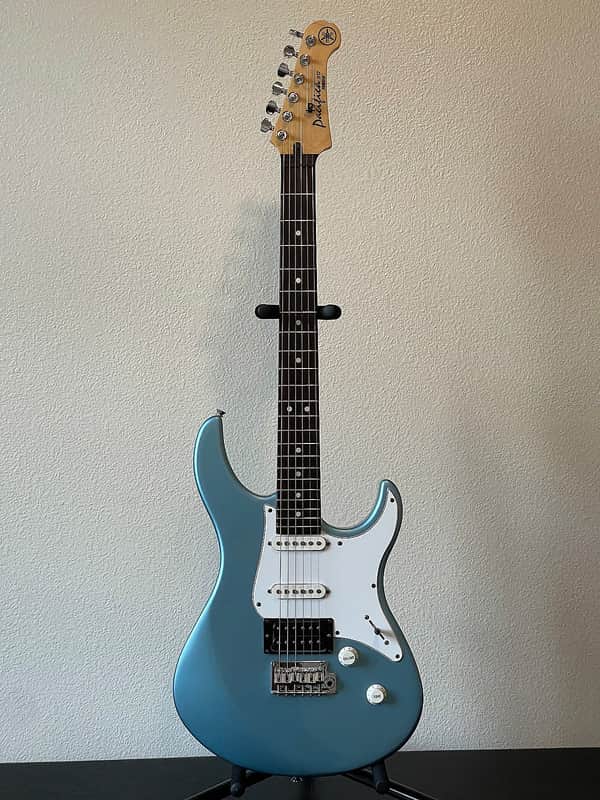 Yamaha Pacifica 912 1990's - Blue | Reverb