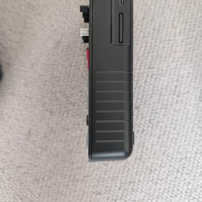 Sonicware Lofi-12 XT with carry case and USB power adapter image 4