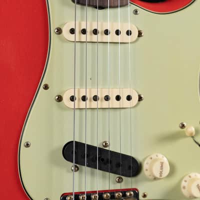 Fender Custom Shop ’62 Stratocaster Relic Electric Guitar – Fiesta Red image 6