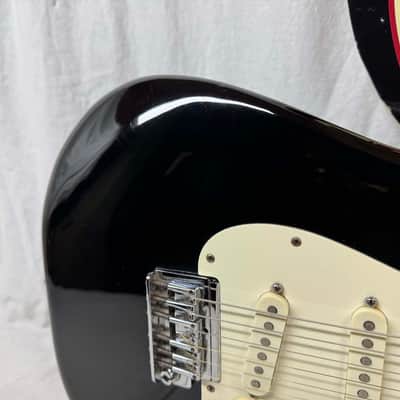 Fender USA Dan Smith era Stratocaster Guitar with Case 1983 - Black / Maple neck image 4