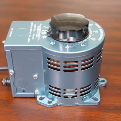 Staco 3PN1010 Variac image 3