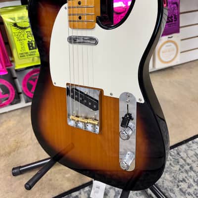 Fender Vintera II '50s Nocaster - Maple Fingerboard - 2-Color Sunburst image 9