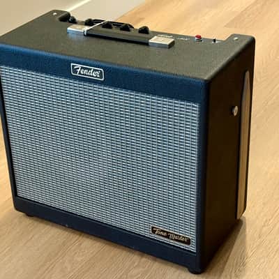 Fender Tone Master FR-10 1000-Watt 1x10" Active Guitar Speaker Cabinet 2023 - Present - Black image 2