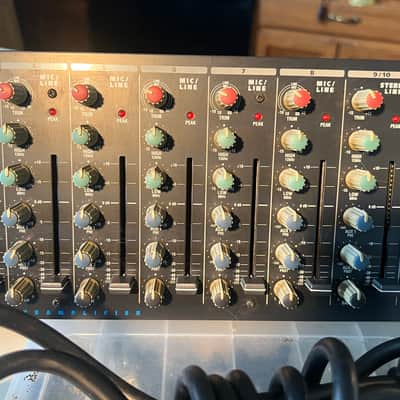 Alesis Studio 12R 12 Channel Rack mount mixer with IEC power cable & rack mount bolts/washers image 3