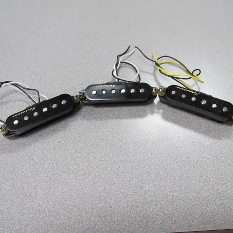 Fender Hot Noiseless Pickups Black Cover Strat Pickup Set image 1