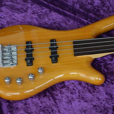 WARWICK Corvette RockBass Fretless/fine ebony fingerboard from 2007*MEC PU's made in Germany*sounds/plays/looks great*mint condition/one owner! image 3