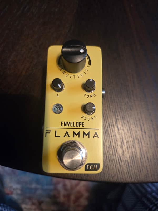 Flamma FC11 Envelope 2021 - Present - Yellow image 1