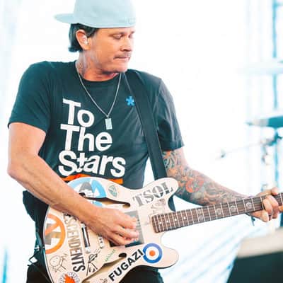 Fender Tom DeLonge Sticker Starcaster Electric Guitar - Satin Shell Pink image 5