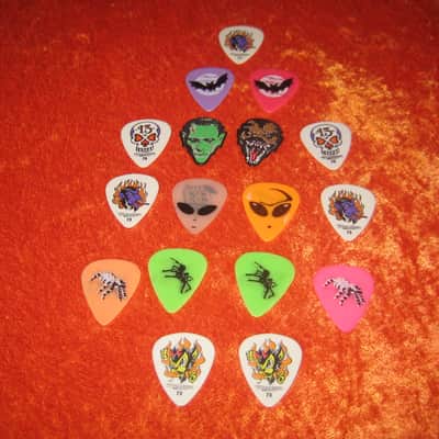Halloween Horror 17 Guitar Picks Frankenstein, Wolfman, Aliens, Bats, Spiders, Skulls image 2