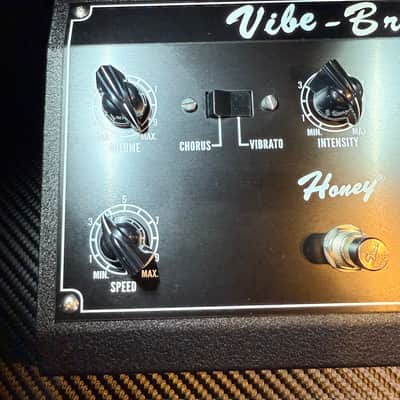 Shin-Ei Vibe Bro, Chorus/Vibrato 2010s Replica of the 60's Vintage Uni-Vibe Pedal with Shin-Ei Speed Control Pedal image 5