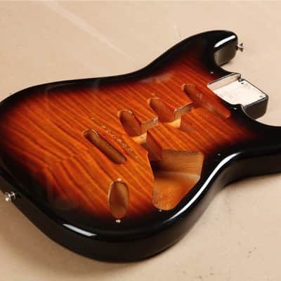 Fender Vintage 1954 Reissue Stratocaster Fotoflame Body 1994 image 2