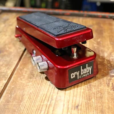 ギター Dunlop Cry Baby Slash Wah SW-95 Amazon.com: DUNLOP SW95 Cry Baby Slash Signature Wah Wah Guitar