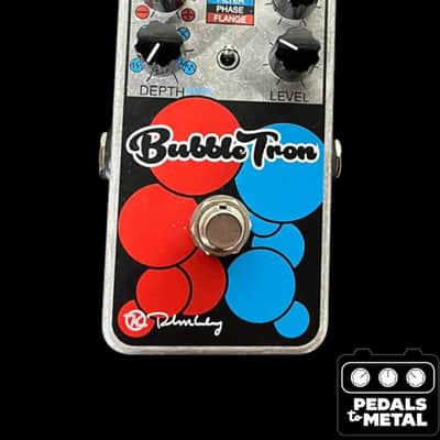 Keeley Bubbletron Flanger / Phaser 2016 - Present - Silver / Blue / Red - X17077 image 2