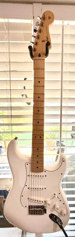 Fender Player Stratocaster 2021 - Polar White image 1