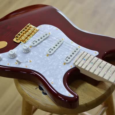 Fender Made in Japan Artist Richie Kotzen Stratocaster Electric Guitar Red Burst Incl Gig Bag image 3