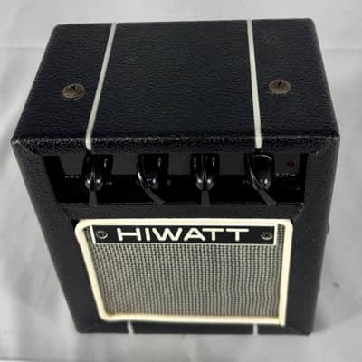 Hiwatt Desktop Bulldog Portable Battery Operated Amplifier *Rare* - Black image 4