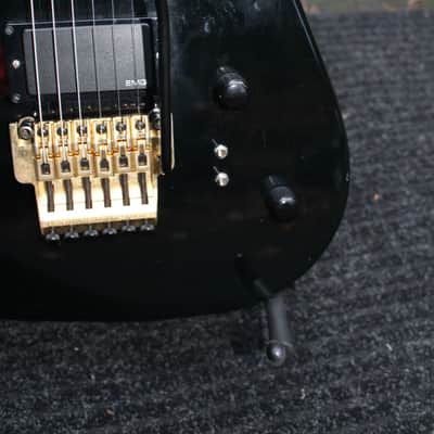 Manna Boutique ST Super Strat 90's Black image 17