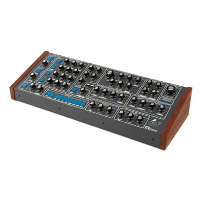 GS-e7 Analog Polyphonic Synthesizer (Gray) image 4