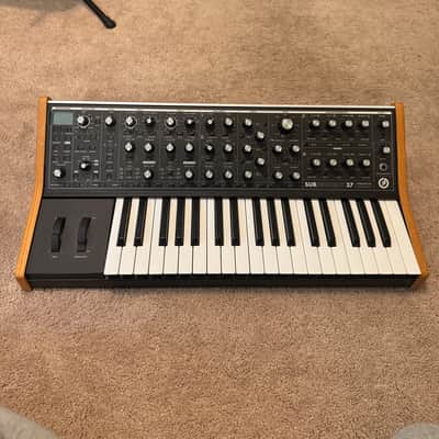 Moog Subsequent 37 Analog Synth 2017 - Present - Black