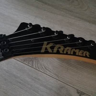 Kramer Voyager FR-222S Crackle Black White w/ Original Case image 5