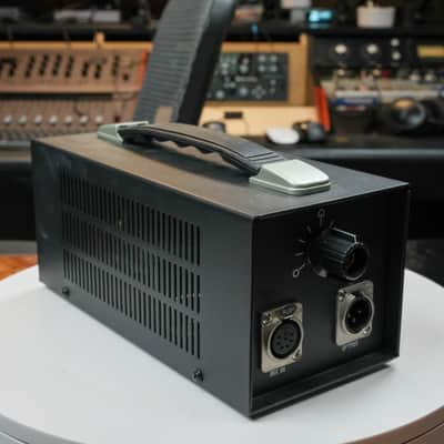 Warm Audio WA-47 Large Diaphragm Multipattern Tube Condenser Microphone 2024 - Present - Titanium image 8