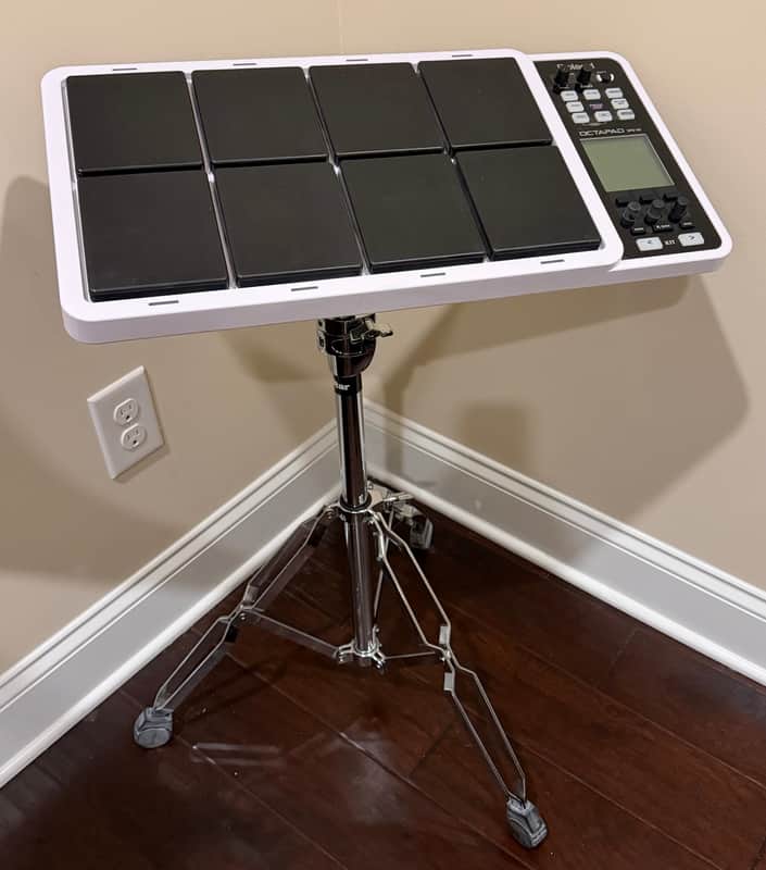 Roland Octapad SPD-30 Electronic Drum Controller - with included stand imagen 1