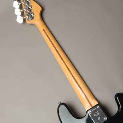 1975 LEFTY Fender Precision Bass Black with White Pickguard image 9