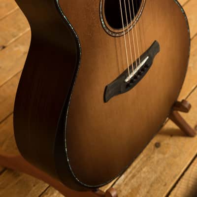 Taylor 900 Series | Builder's Edition 914ce - Wild Honey Burst 2024 image 6