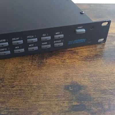 Alesis QuadraVerb 20k Bandwidth Simultaneous Digital Effects Processor 1990s - Black image 4