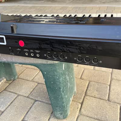 Roland G-800 Arranger Workstation image 6