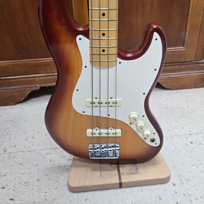 Fender Standard Jazz Bass with Maple Fretboard 1984 - 1986 - Sienna Sunburst image 8