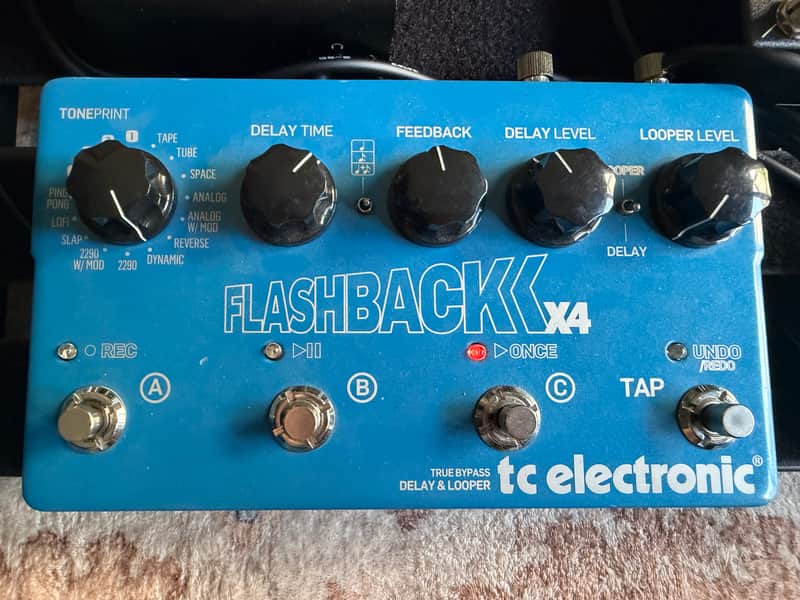 TC Electronic Flashback X4 Delay & Looper 2011 - 2019 - Blue image 1