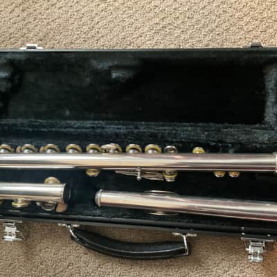 Yamaha 285S Open Hole Flute All New Pads, Clean image 7