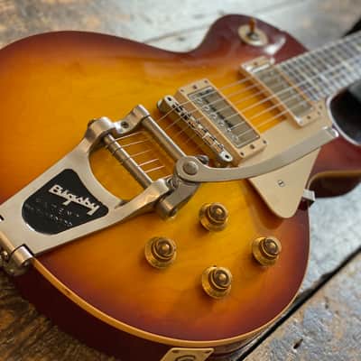 Gibson Les Paul Custom Shop Historic 1958 Reissue with Bigsby (R8) Iced Tea Burst 2012 LPR8 image 3
