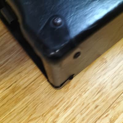 Ashdown Spyder 330 hybrid bass head 300W image 12