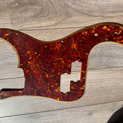 Vintage Fender Precision 60 thru 71  Tortoise USA avri 62 60’s pickguard USA image 4