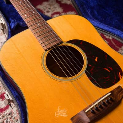 Martin Guitars D-18 1966 - Natural #216327 Second Hand image 6