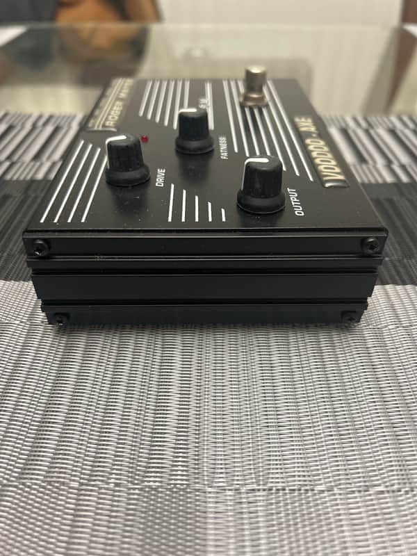 ROGER MAYER V00D00-AXE ギターエフェクター Roger Mayer Voodoo-Axe 2010s - Black | Reverb
